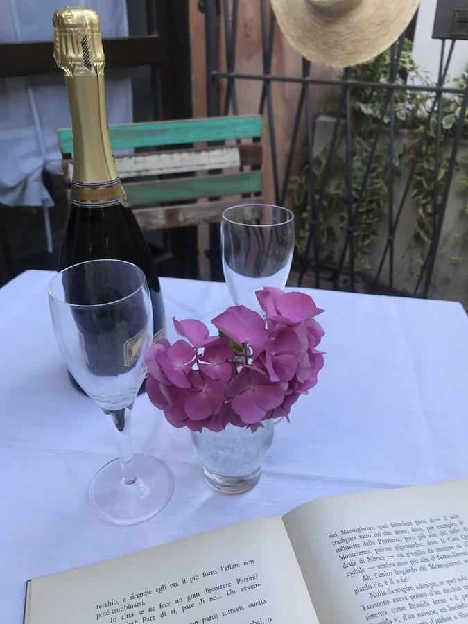 Il Giardino Segreto Bed & Breakfast Изео Екстериор снимка