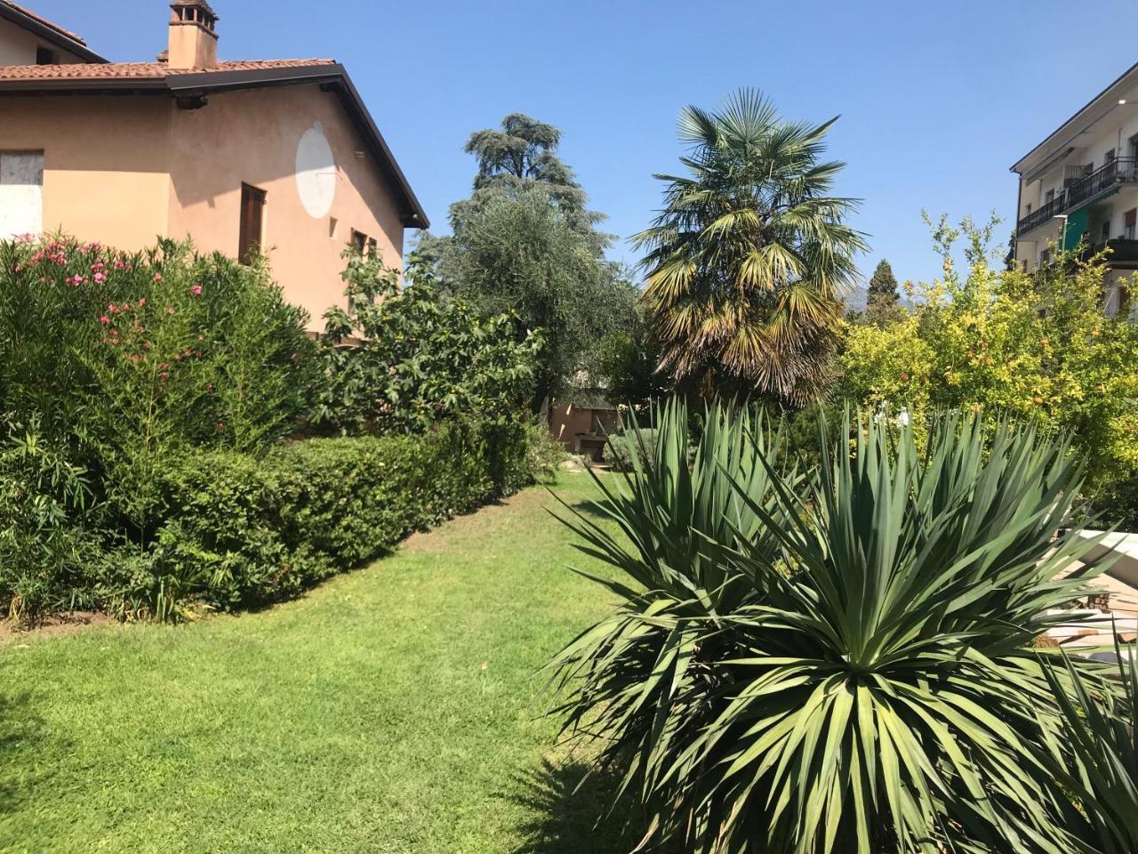 Il Giardino Segreto Bed & Breakfast Изео Екстериор снимка