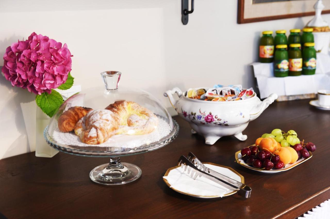 Il Giardino Segreto Bed & Breakfast Изео Екстериор снимка