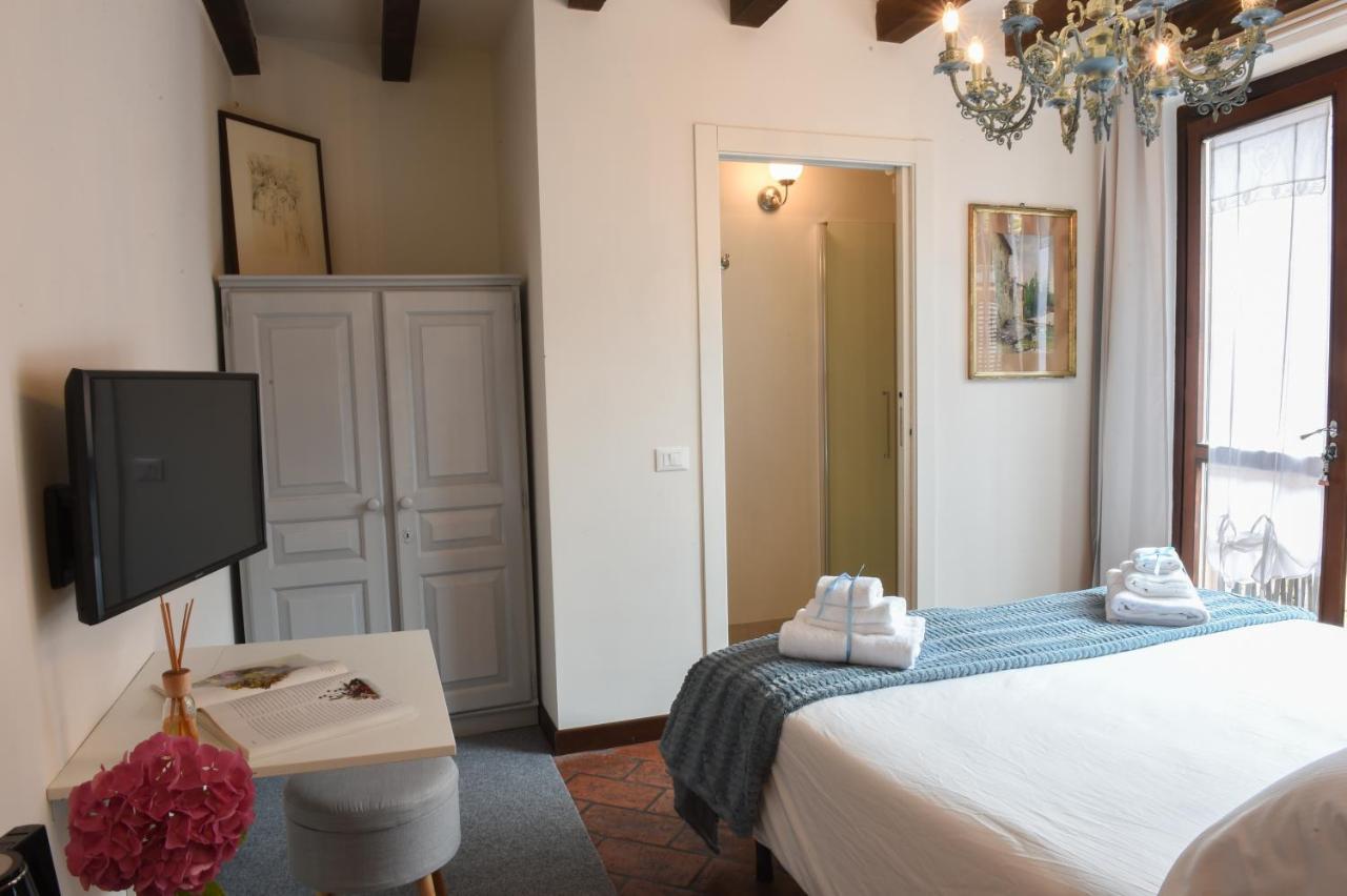 Il Giardino Segreto Bed & Breakfast Изео Екстериор снимка